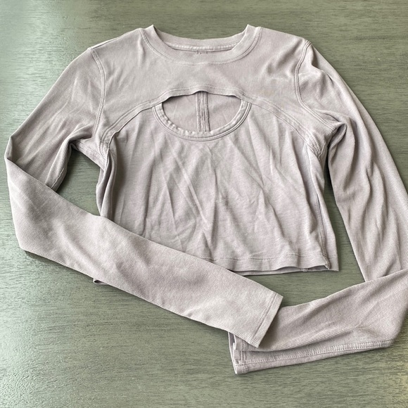 lululemon athletica Tops - Lululemon LA Better Best Crop LS